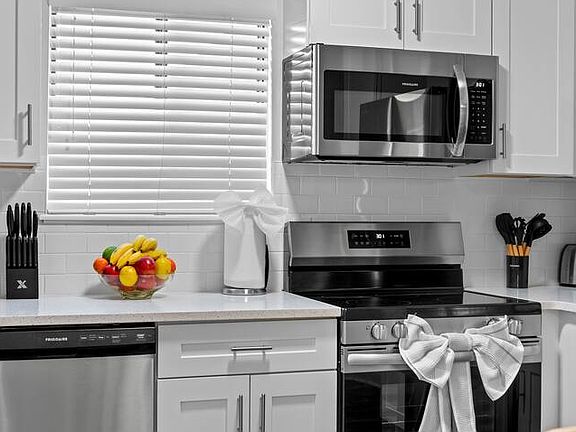 5th image of 663 William Hilton Pkwy APT 4223
