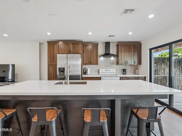 1726 N 74th Pl, Scottsdale, AZ 85257