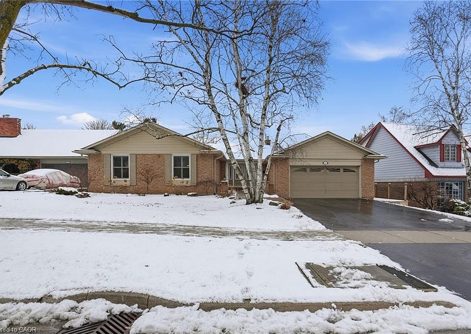 1st image of 1995 Kerns Rd