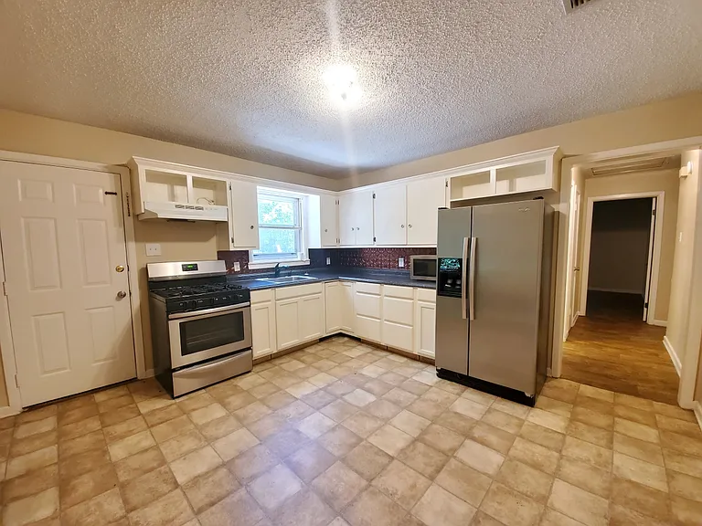 2340 Gish Ln — Photo 13
