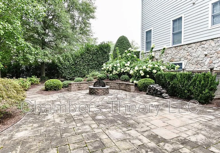 1840 Mamie Dyer Ln — Photo 50