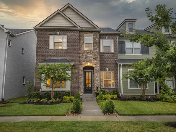 3069 Flowing Creek Dr, Franklin, TN 37064