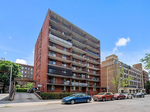 2nd image of 13976 35th Ave APT 7F