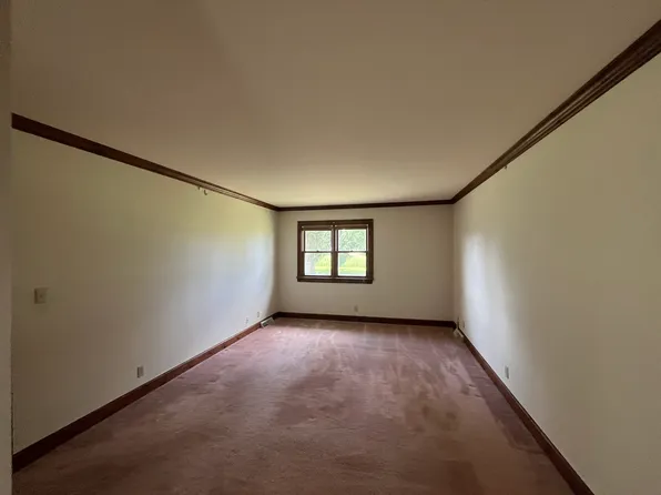 867 Arrowhead Dr #2, Bucyrus, OH 44820