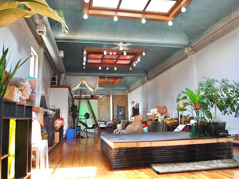 1621 N Kedzie Ave #3 — Photo 2