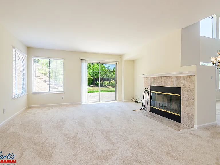 6325 Windrow Ct — Photo 5