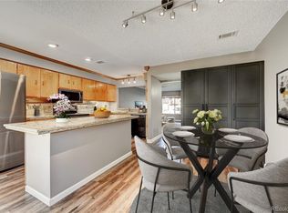 1283 S Crystal Way, Aurora, CO 80012