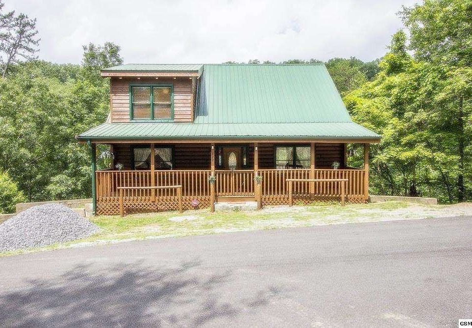 1st image of 829 Boone Acres Way