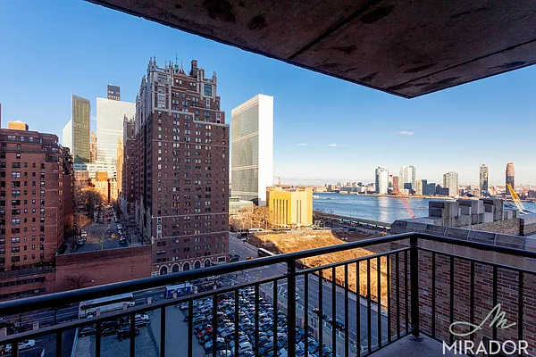 Rented by Mirador Real Estate | media 43