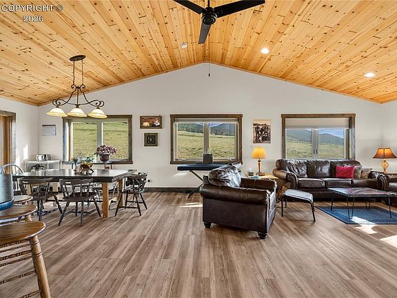 3rd image of 1115 Eagle Gate Rd