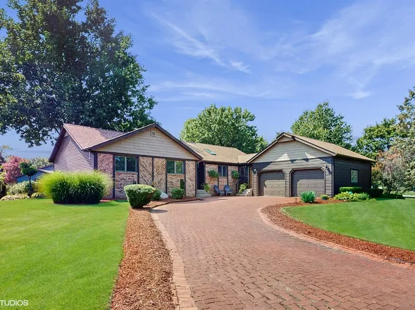 331 Primrose Cir, Chesterton, IN 46304