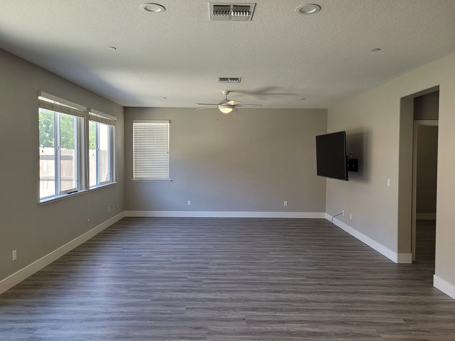 Sunny Island Ct, Modesto — Photo 4