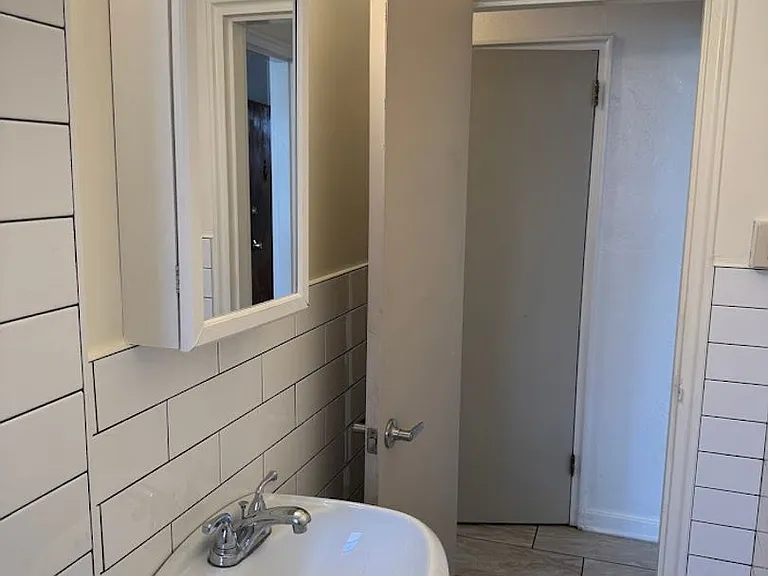 5506 Fifth Avenue — Photo 86