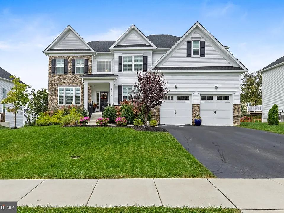 1st image of 337 Goldman Dr