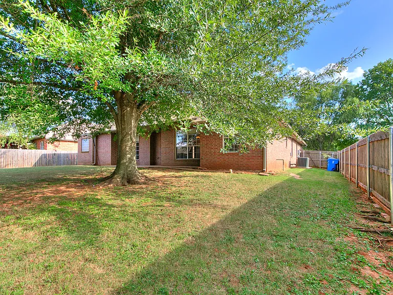 2913 Daybreak Dr — Photo 89