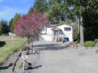 890 Joshua Ct, Brookings, OR, 97415
