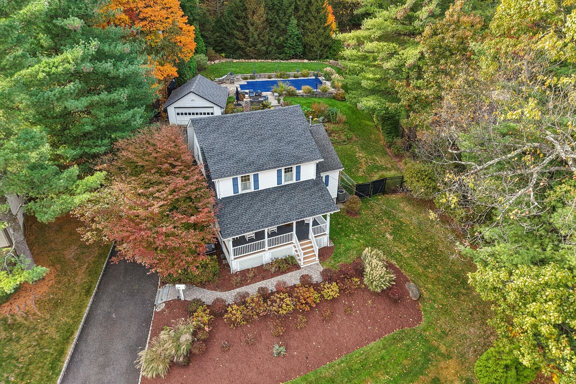 N Monroe St-S2910-086.jpg