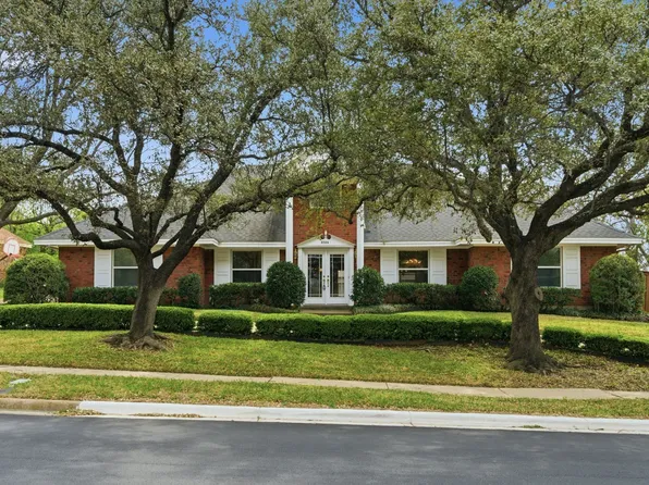 6504 Riviera Dr, North Richland Hills, TX 76180