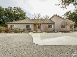 10654 Parrigin Rd, Helotes, TX 78023