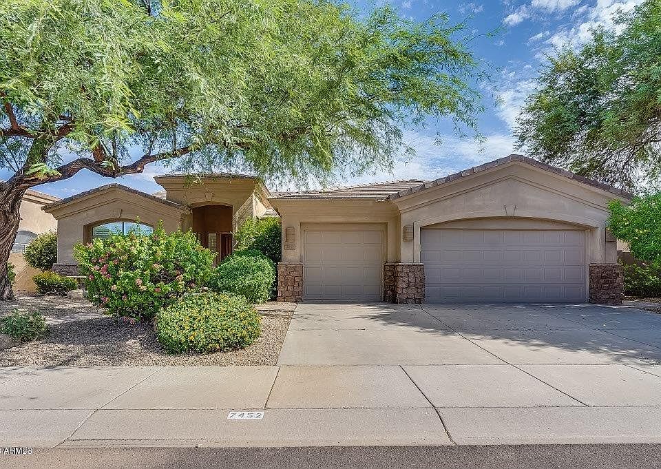 1st image of 7452 E Quill Ln