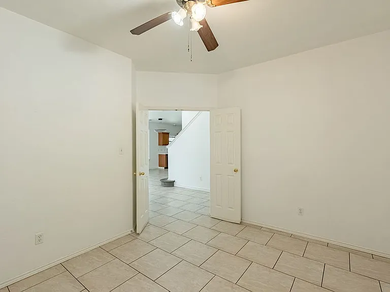 1016 Tom Seaver Pl — Photo 10