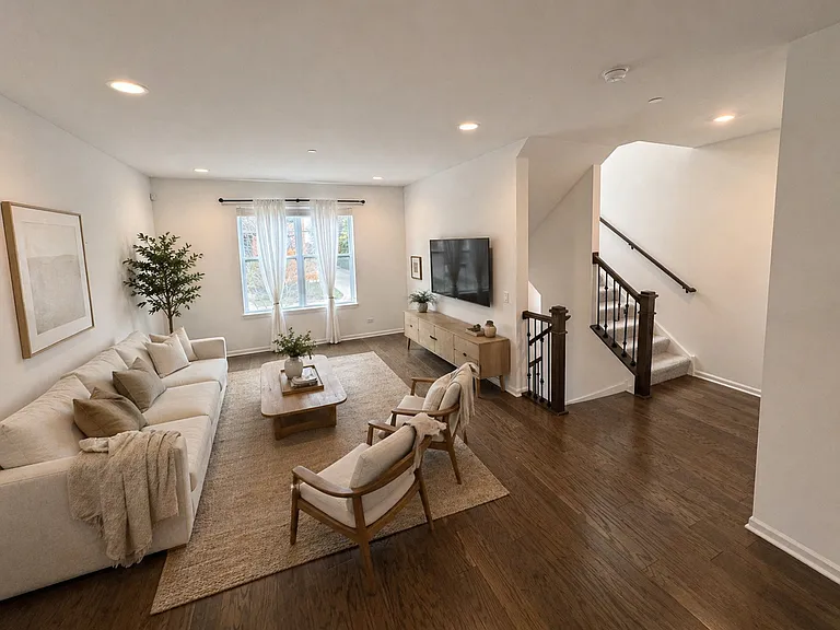 6347 Capulina Ave — Photo 7