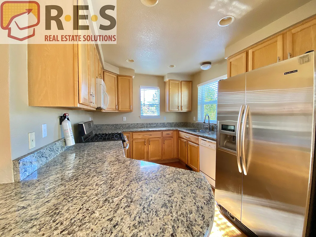Building Photo - 3651 Utica St #27
