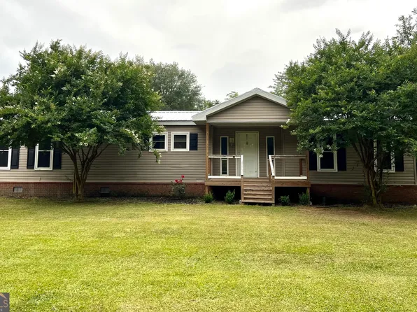 1051 Arcola Rd, Pembroke, GA 31321