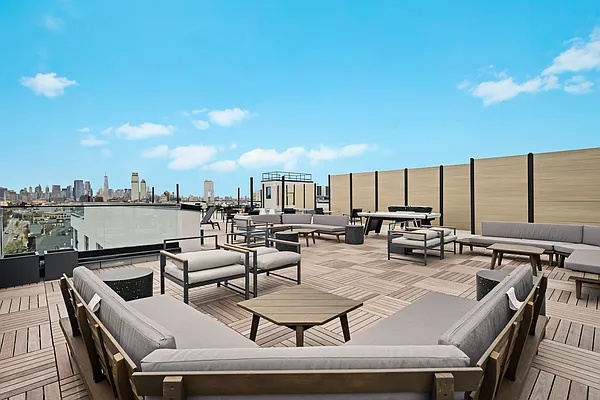 Rented by Nooklyn NYC LLC | media 40