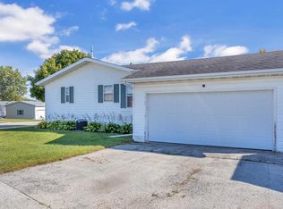 3507 Stone Dr, Sheboygan, WI 53083