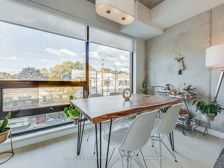 246 Logan Ave #313 — Photo 3