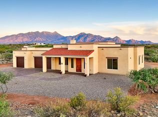 374 E Corte Tierra Morena, Green Valley, AZ 85614