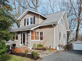 18 Ward Pl, Chatham, NJ 07928