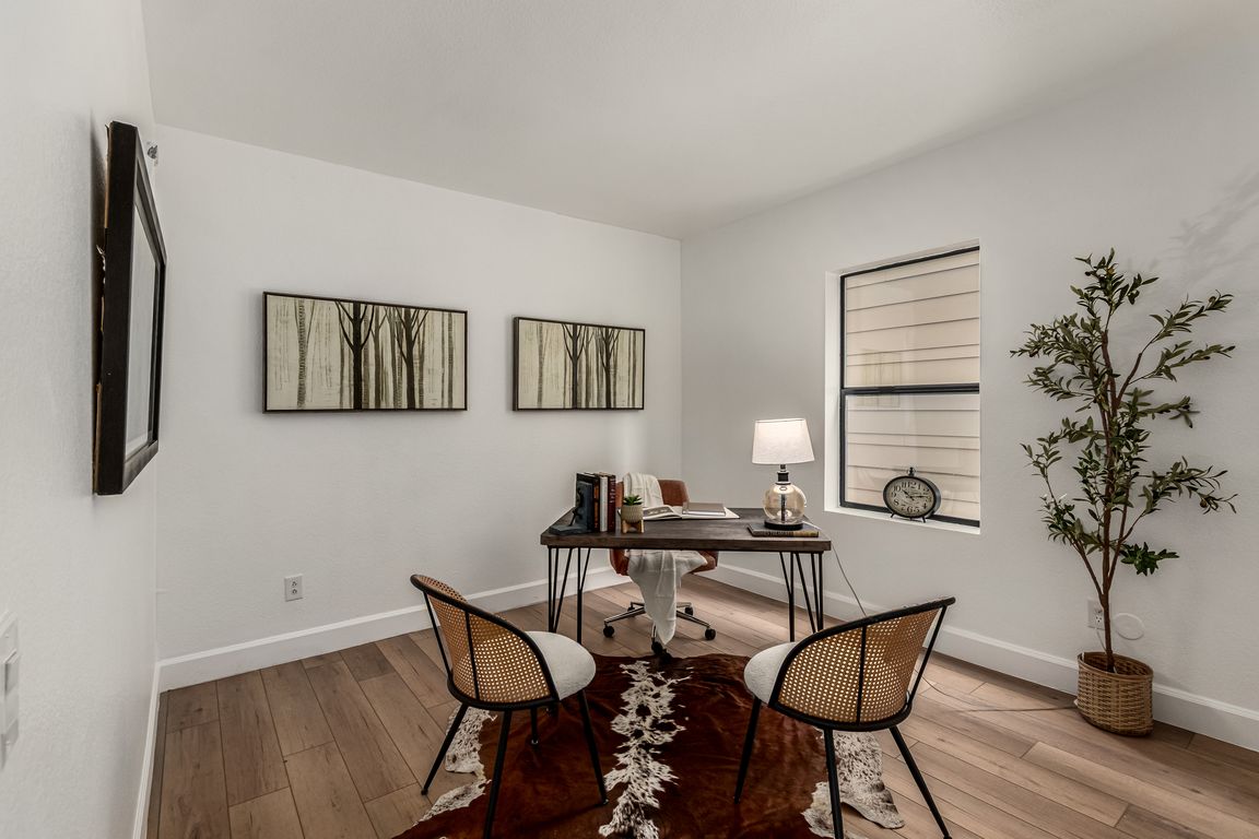 next background image