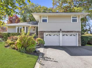 29 Mellow Ln, Jericho, NY 11753