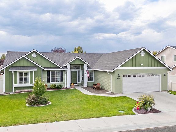 3rd image of 2051 Blue Sky Ln