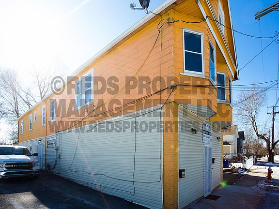 4th image of 8306 Sowinski Ave #Up