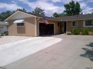 310 Granada Dr, Sparks, NV 89431