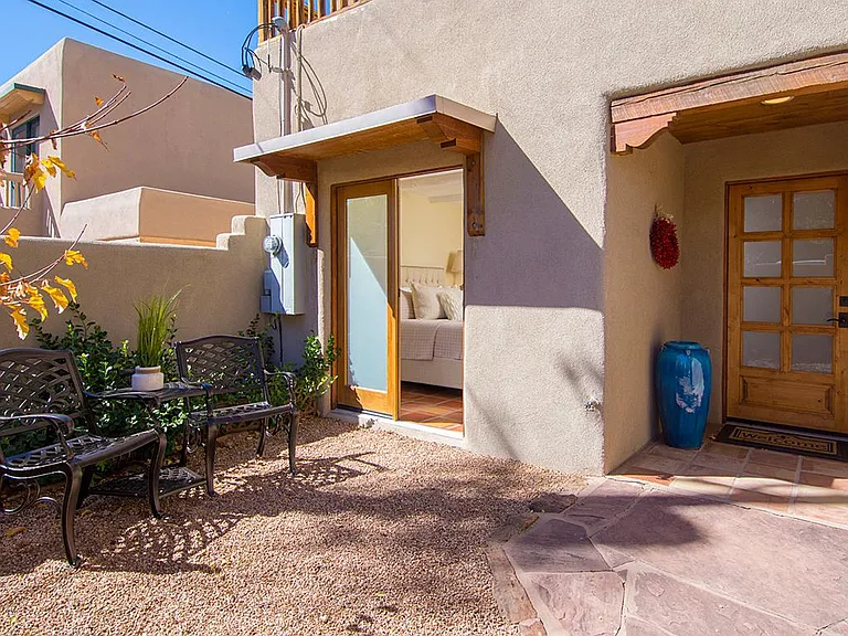 106 Monte Vista Pl #A — Photo 2