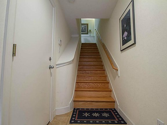 4th image of 2710 Hullsmith Dr #504