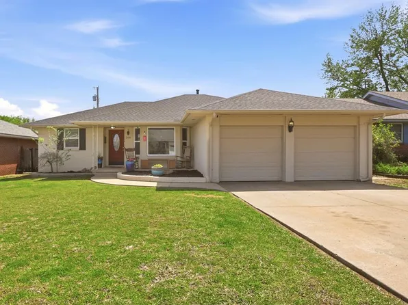208 E 30th St, Edmond, OK 73013