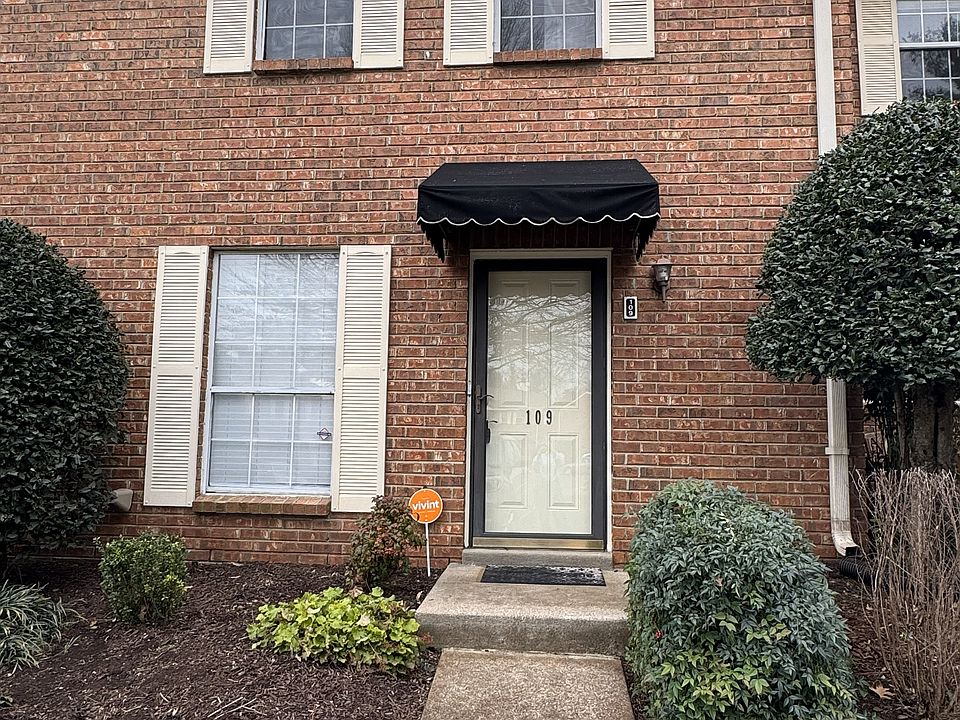 109 Thistle Lane in Hermitage Tennessee 2 bedroom 1.5 bath Townhouse offered by Income Properties Inc.