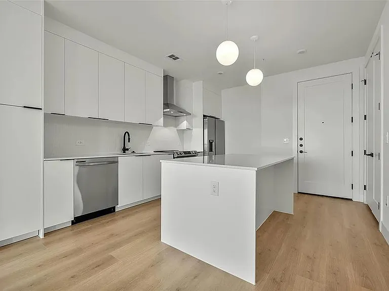 1701 Simond Ave #642 — Photo 10