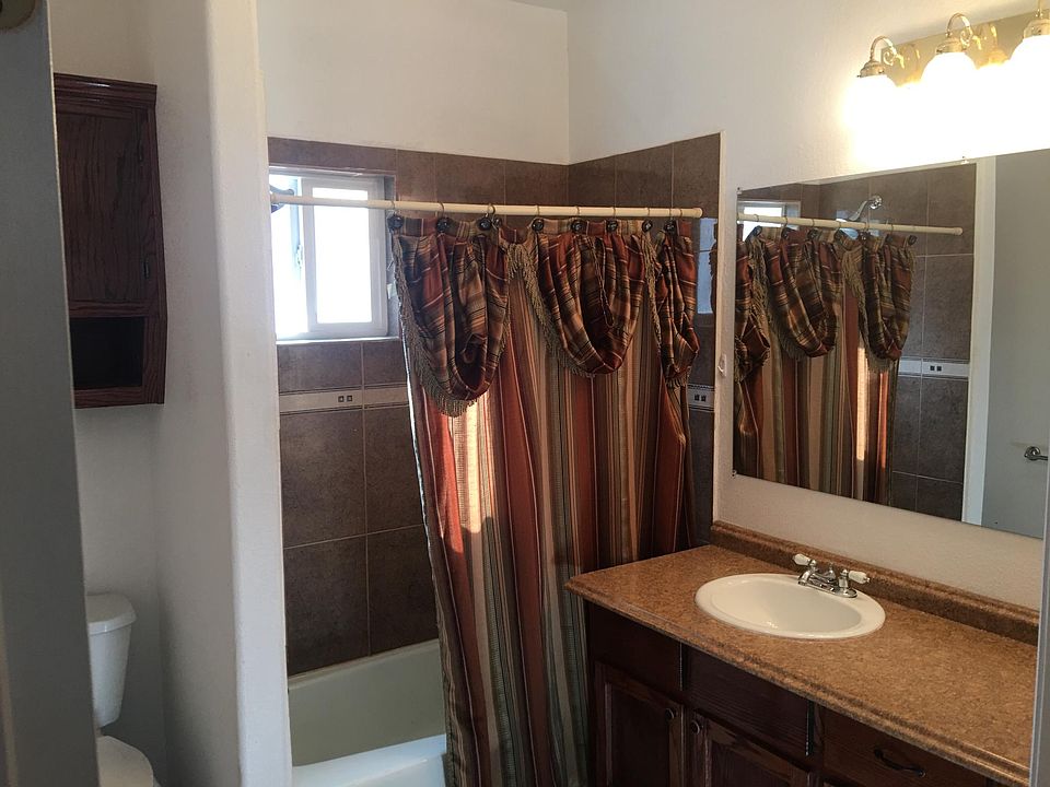 1st image of 2904 Sherwood Dr