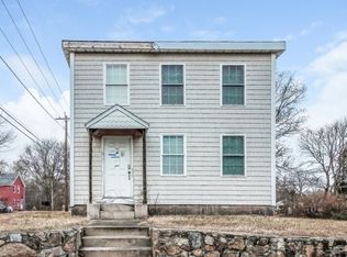 75 Laurel St, Ashaway, RI 02804