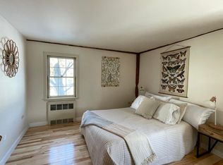 115 Pine St #A, North Conway, NH 03860