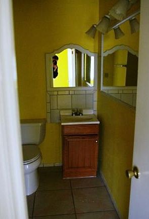 5th image of 216 Bauxite Ave