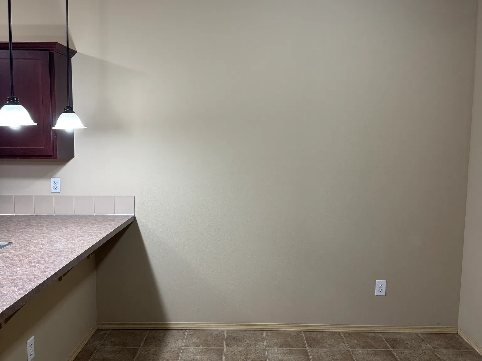 4 bed, 2.5 bath, 1939 sqft, $2,750 — Photo 3