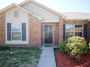 5406 SW Regent Rd, Bentonville, AR 72713