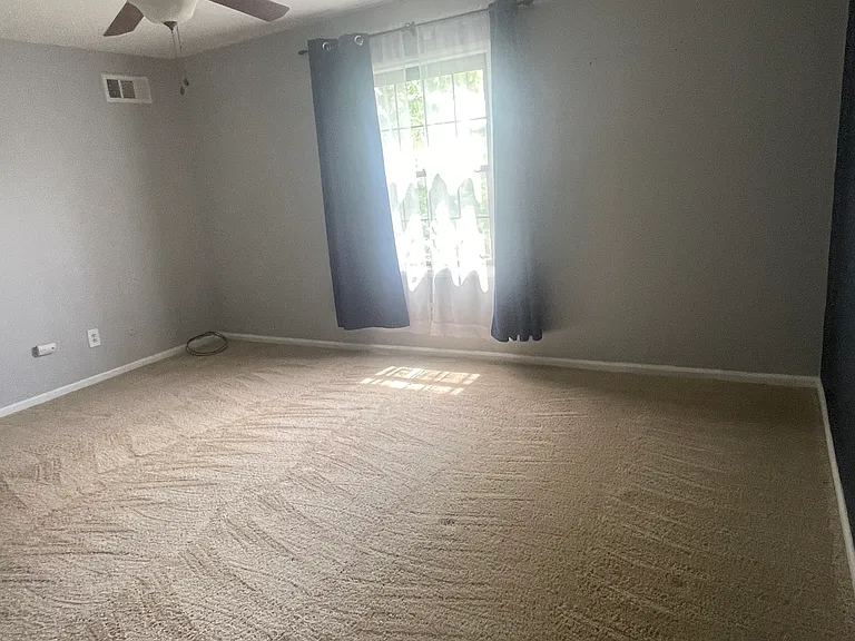 721 Pennsbury Blvd — Photo 18